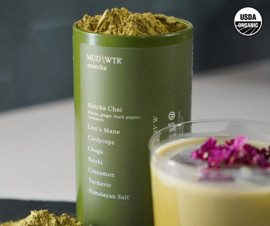 matcha-latte-starter-kit-f5 1._Matcha_11e019cd-8337-4900-ba33-94c953dac3d2.jpg
